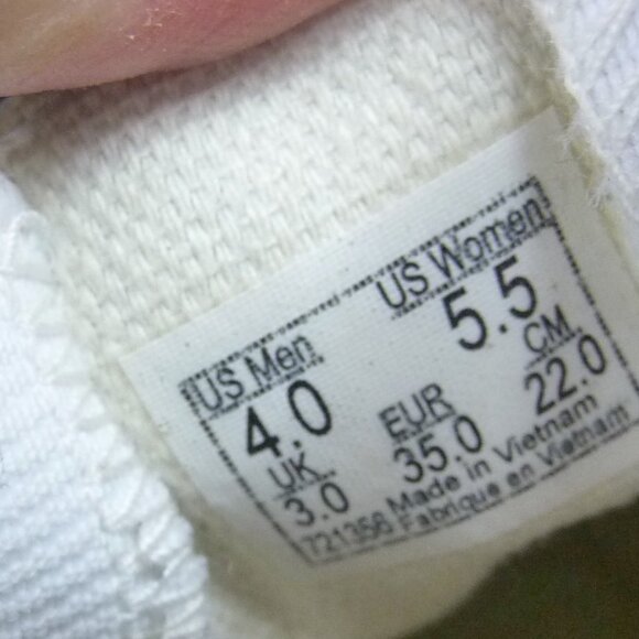 VANS SLIP ON SKATE SHOES SIZE 5.5 - Picture 10 of 10